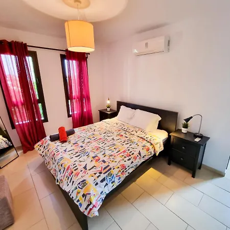 Apartament Light House *